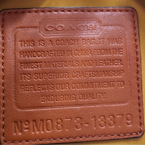 Coach Bonnie Cashin Carry Madison Ave
Canvas Tote Bag & 2 hang tags EUC $498 - Picture 10 of 12